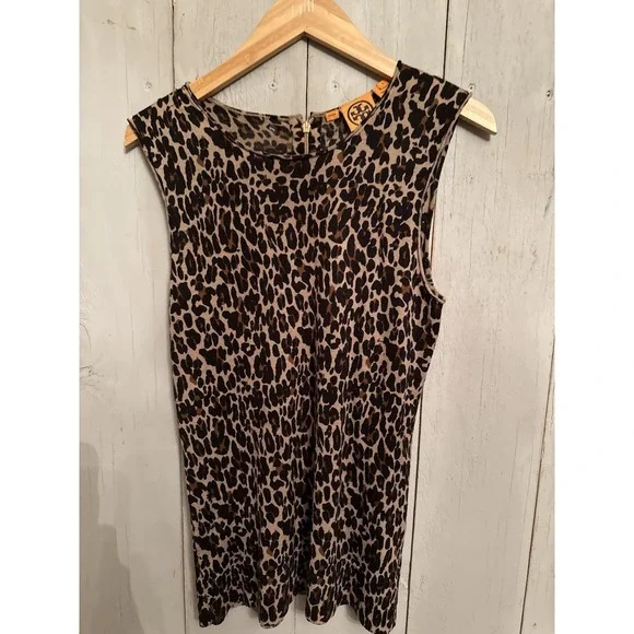 TORY BURCH LEOPARD Sleeveless Sweater Lightweight Wool W/ GOLD LOGO PULL Sz-Lg - Picture 3 of 10